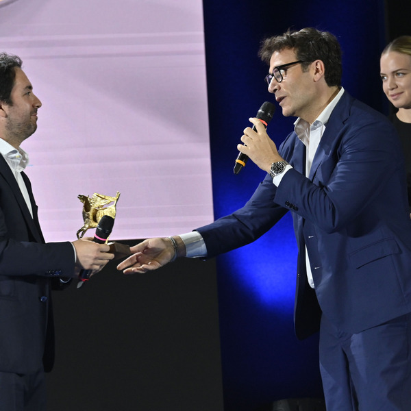 Matteo Rovere Riceve Il Pegaso D&#039;oro Da Alessio Viola